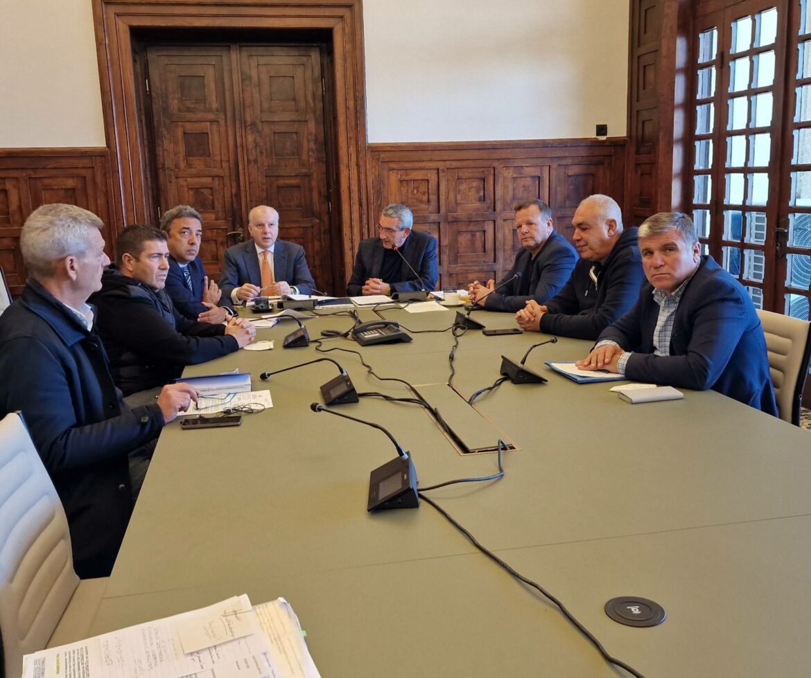 Δημοπρατείται από την Περιφέρεια η αποκατάσταση και επαναλειτουργία του εμβληματικού Εθνικού Θεάτρου Ρόδου