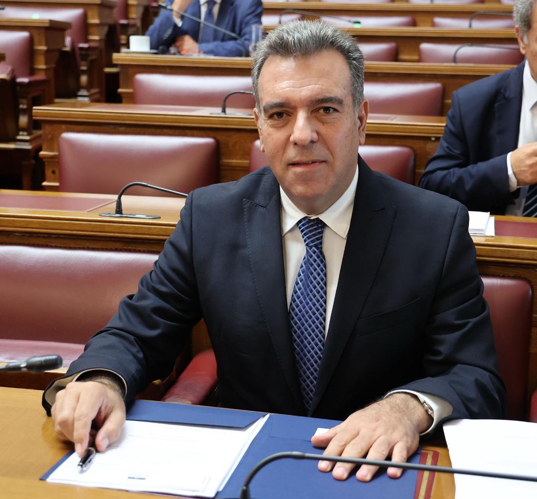 Πρωτοβουλία του Μάνου Κόνσολα για την ενίσχυση των υπηρεσιών του ΕΦΚΑ στα Δωδεκάνησα με προσωπικό