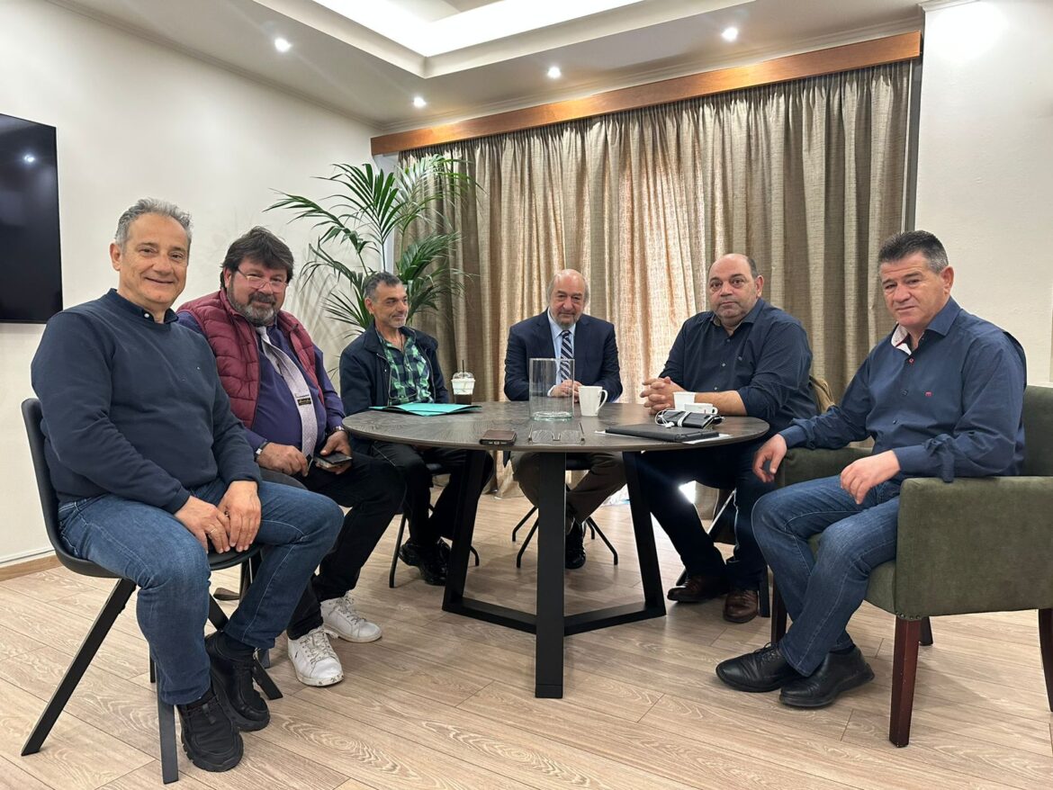 Γ. Νικητιάδης σε συνάντηση με εργαζόμενους και διοίκηση της ΔΕΥΑΡ: Το νερό είναι αδιαπραγμάτευτο Δημόσιο Αγαθό