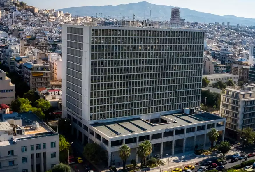 ΕΛ.ΑΣ: Εκρηκτική η κατάσταση μετά την καρατόμηση Σκούμα – Ο υπόγειος πόλεμος στα «σπλάχνα» στελεχών της κυβέρνησης και οι διαδηλώσεις