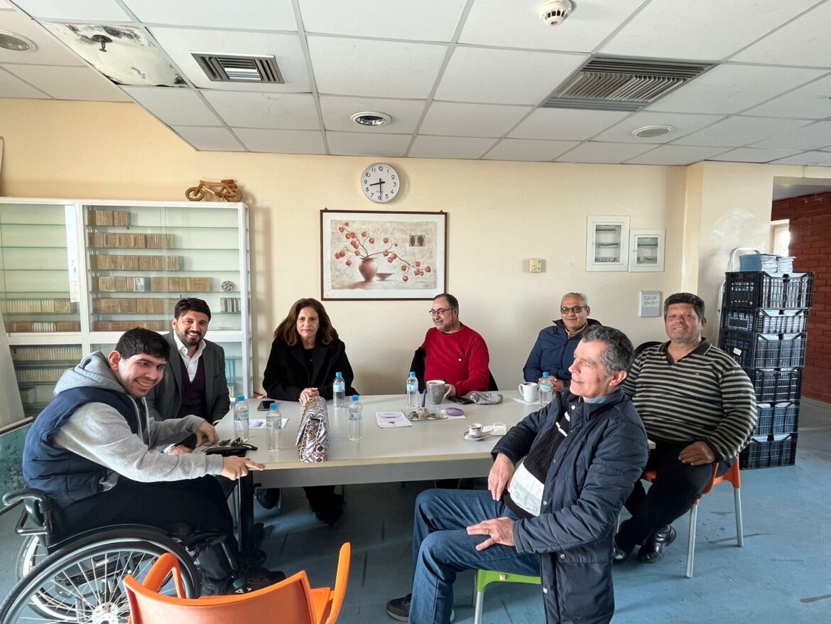 Με τον πρόεδρο και τα μέλη του συλλόγου ΑμεΑ συναντήθηκε ο Παναγιώτης Κουνάκης