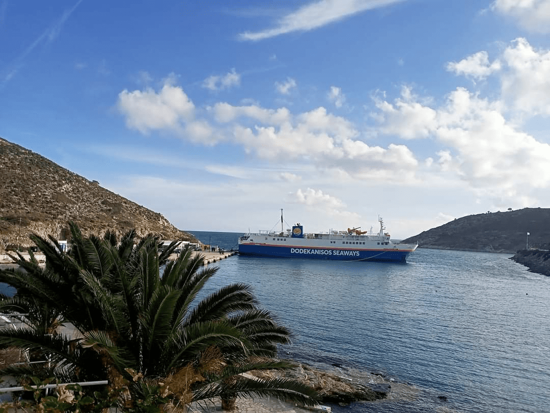 Υπογράφηκε η σύμβαση εξυπηρέτησης γραμμής Κάλυμνος- Σάμος (με ενδιάμεσα νησιά) από το “ΠΑΝΑΓΙΑ ΣΚΙΑΔΕΝΗ”.