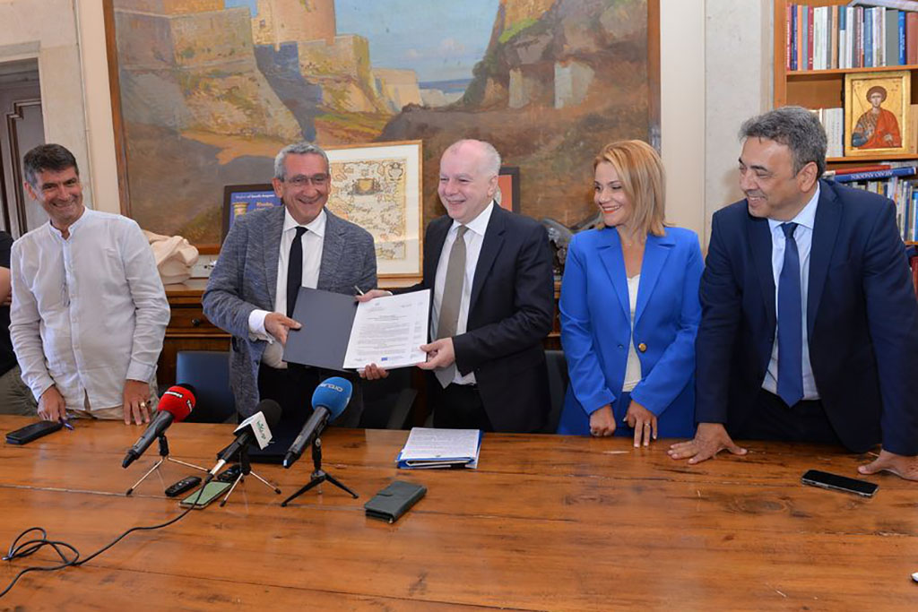 Υπεγράφη η εργολαβική σύμβαση για την αποκατάσταση του Εθνικού Θεάτρου Ρόδου