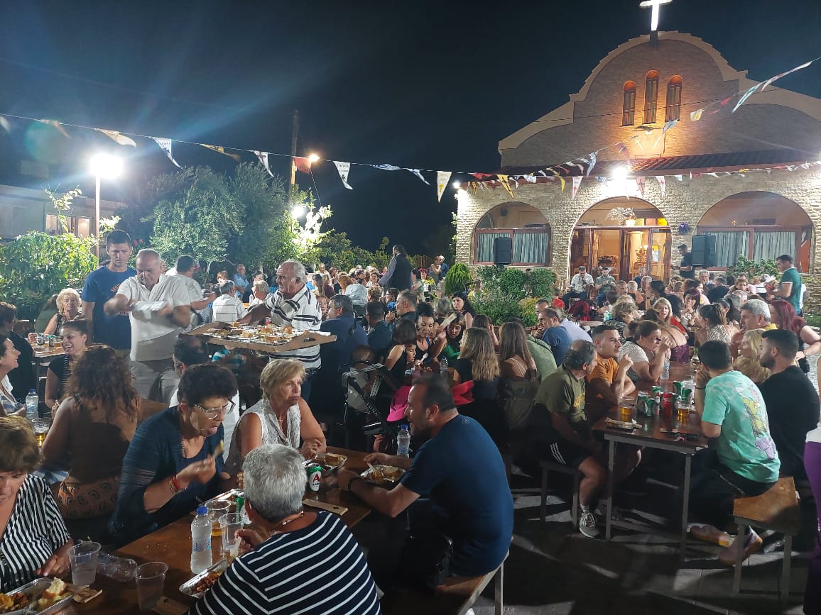 Με πολύ κόσμο ο Εσπερινός και το πανηγύρι του Αρχαγγέλου Γαβριήλ στο Πλατάνι