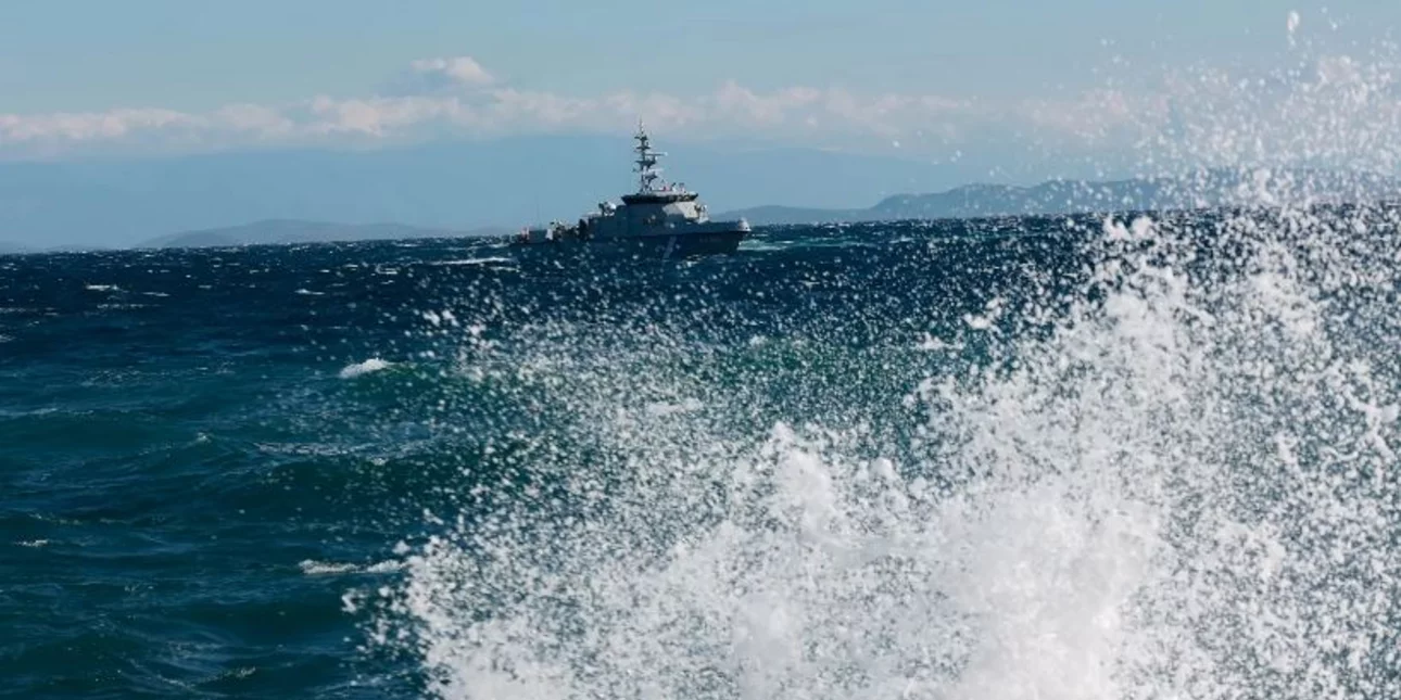 Διάσωση μεταναστών στα ανοικτά της Ρόδου μετά από καταδίωξη -Συνελήφθησαν οι διακινητές