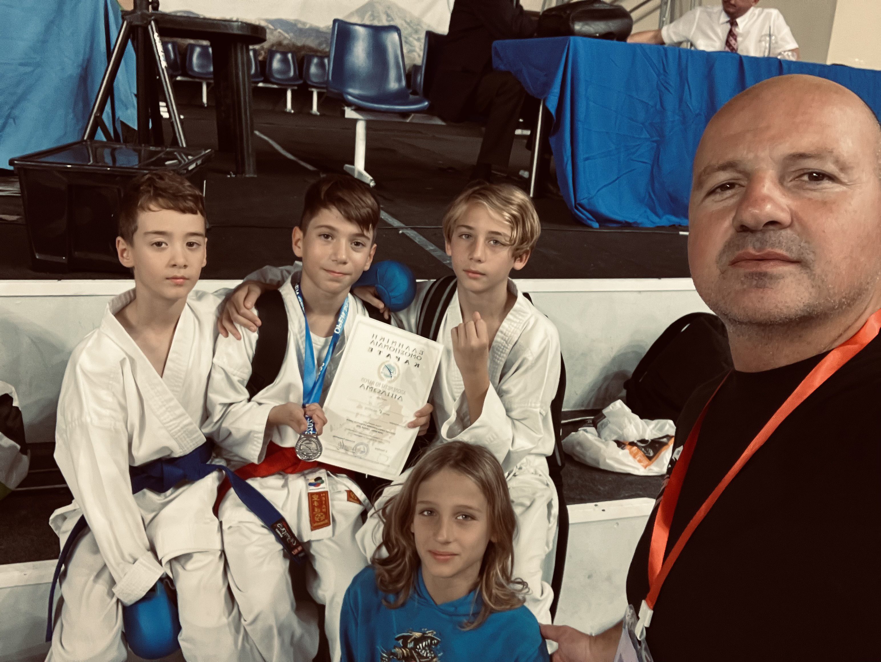 18 τα μετάλλια για τον Αετό Κω στο πανελλήνιο πρωτάθλημα στις κατηγορίες Κουμιτε και Κατας