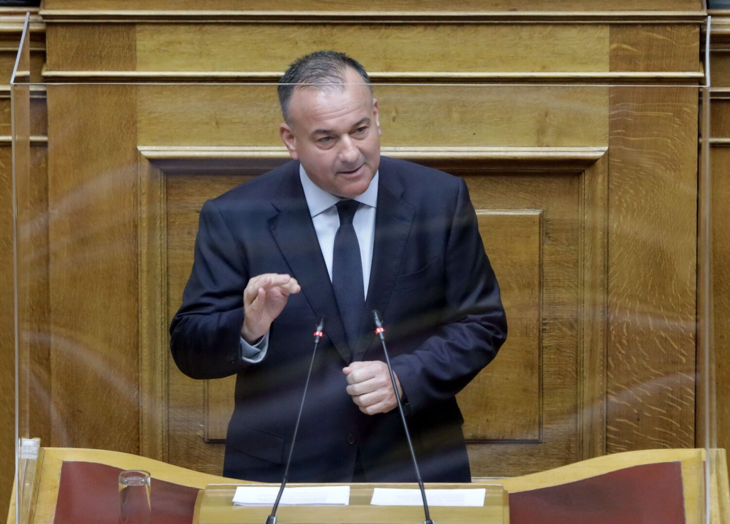 ΔΤ: Ψηφίστηκε η τροπολογία του Υπουργείου Ναυτιλίας και Νησιωτικής Πολιτικής για τα οστρακαλιευτικά και σπογγαλιευτικά σκάφη