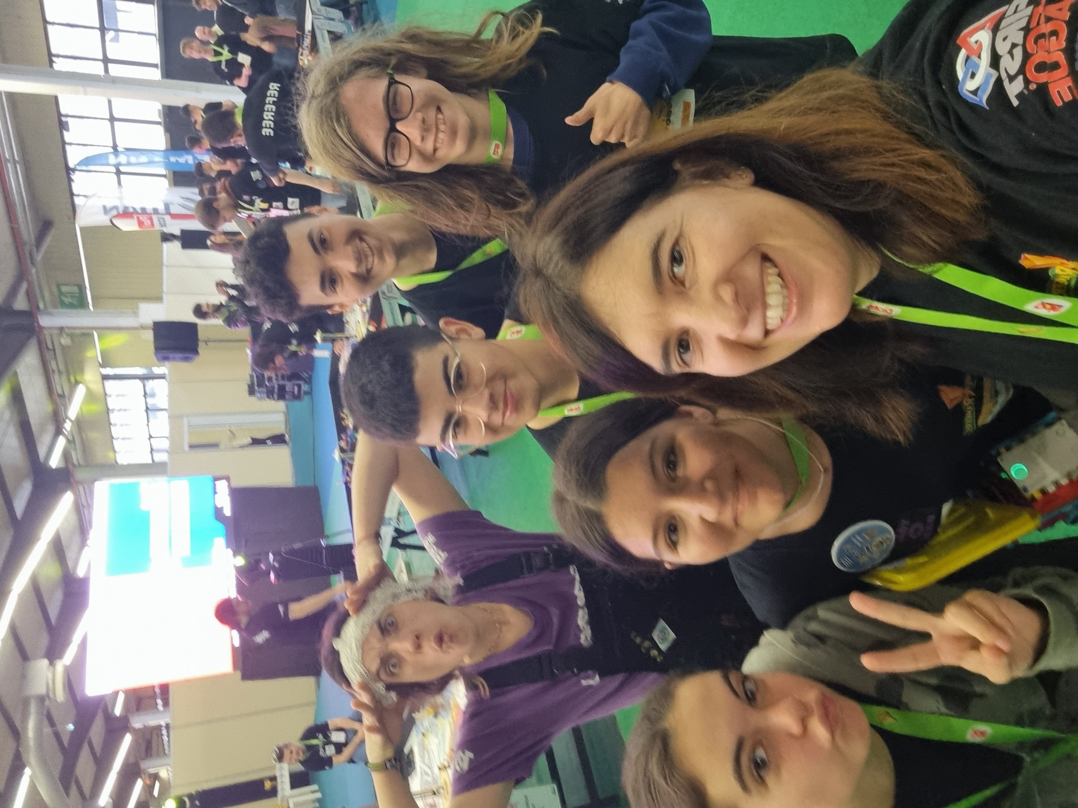 Διάκριση ομάδας Ρομποτικής του RobotiKos στον πανελλήνιο τελικό του FLL