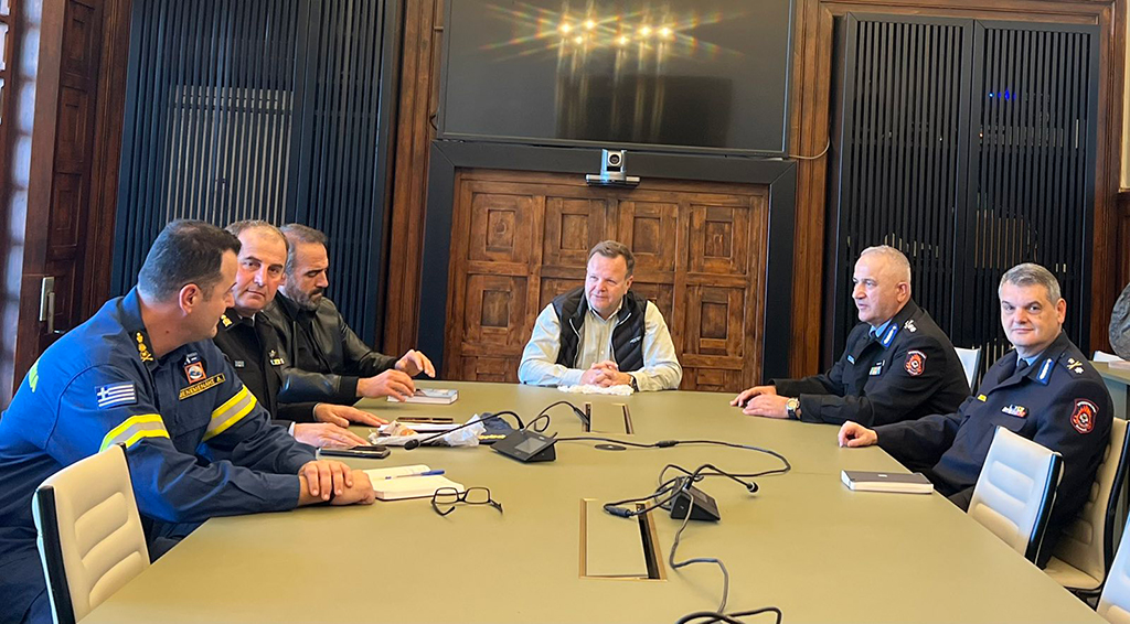 Συνάντηση του Χωρικού Αντιπεριφερειάρχη Δωδεκανήσου με τον νέο Συντονιστή του Πυροσβεστικού Σώματος