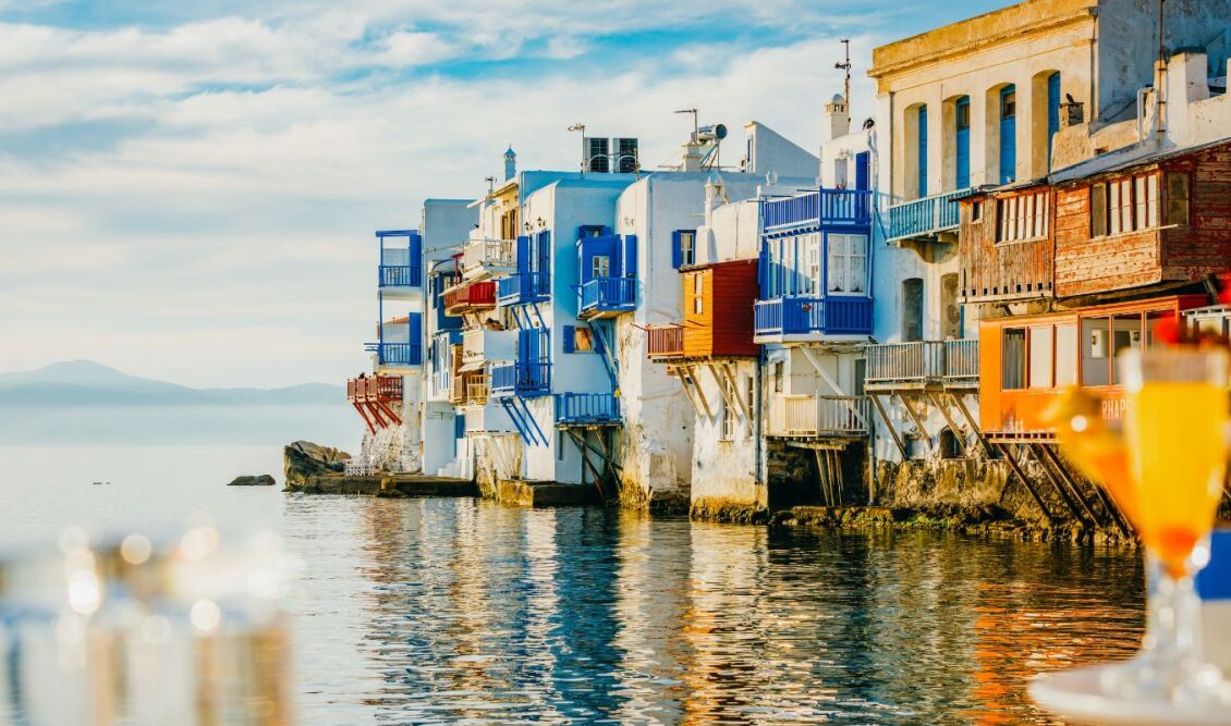 Οι αντιδράσεις παγώνουν τις επενδύσεις στα νησιά: Ποια είναι τα µεγάλα και σύνθετα τουριστικά projects που συναντούν εµπόδια από τους τοπικούς φορείς