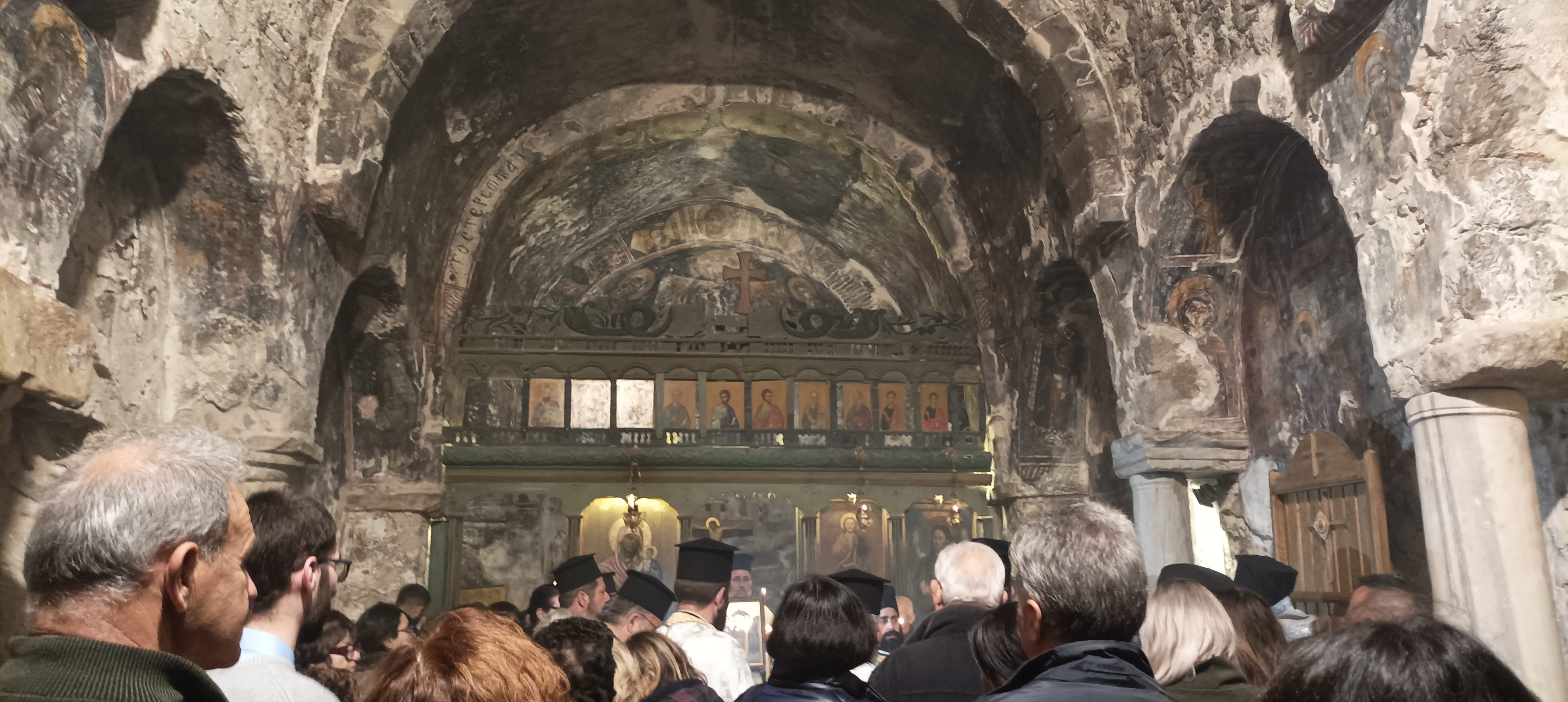 Πλήθος προσκυνητών στον πανηγυρικό Εσπερινό στην Παναγία των Καστριανών στο Παλιό Πυλί