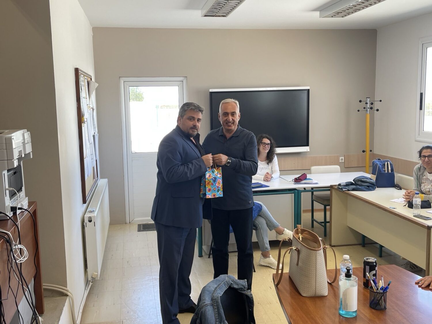 Συνάντηση εργασίας του Αντιπεριφερειάρχη Παιδείας και Διά Βίου Μάθησης κ. Γιάννη Κρητικού με εκπροσώπους και στελέχη του Ελληνικού Μεσογειακού Πανεπιστημίου