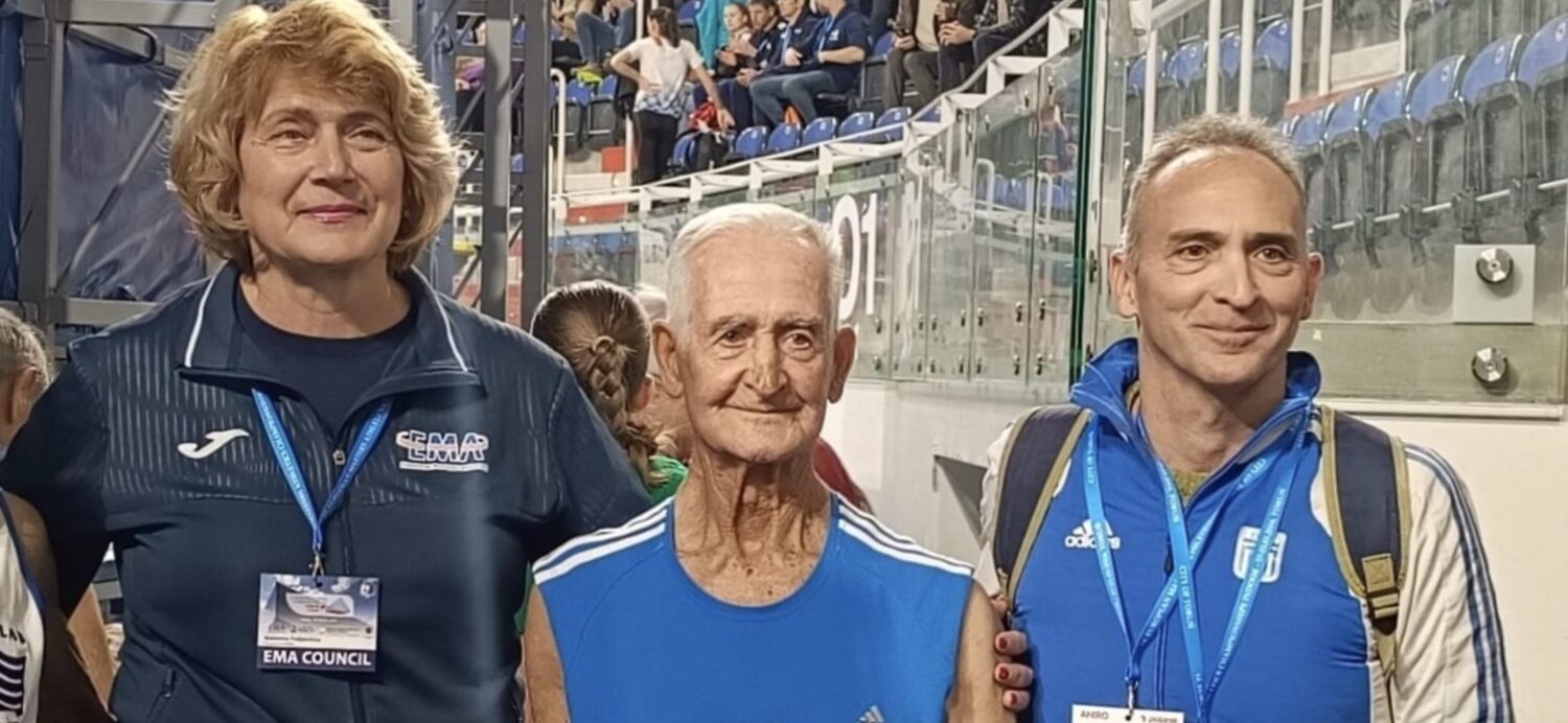 Τιμητική διάκριση του Κων/νου Χατζηεμμανουήλ ως Καλύτερου Ευρωπαίου Αθλητή Master 2024