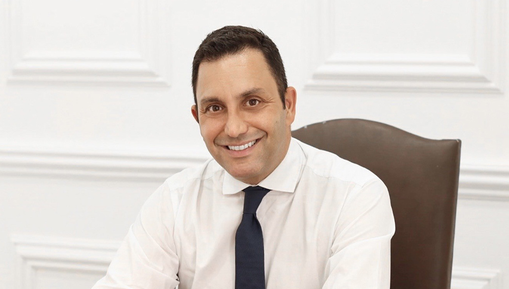 Αντώνης Γιαννικουρής για την επέτειο του Πολυτεχνείου: «Τη σημερινή ημέρα ας κοιτάξουμε μπροστά, μόνο μπροστά»