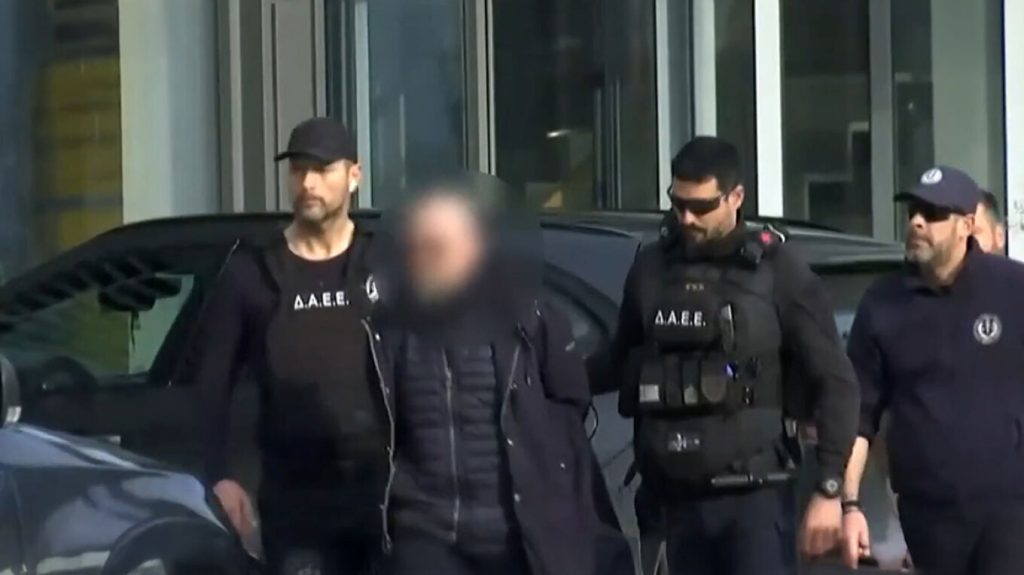 Έκρηξη – κακούργημα – απολογία: Στο εδώλιο ο ιδιοκτήτης για την τραγωδία στη Βιολάντα Έκρηξη – κακούργημα – απολογία: Στο εδώλιο ο ιδιοκτήτης για την τραγωδία στη Βιολάντα