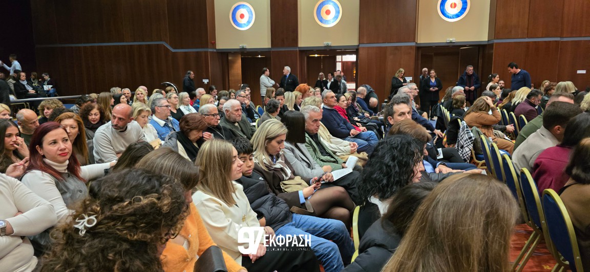 Η Φιλαρμονική «Παναγιώτης Τσακανιάς» καθήλωσε το κοινό στην συναυλία – αφιέρωμα στον Σταμάτη Κραουνάκη (photos&video)