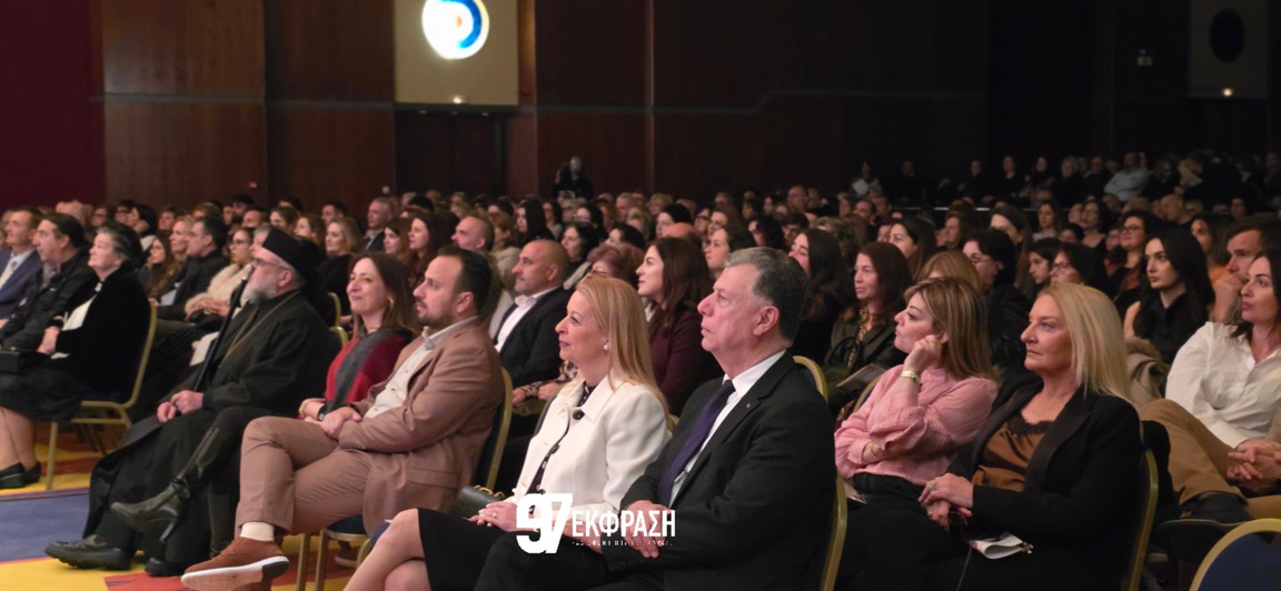 Η Φιλαρμονική «Παναγιώτης Τσακανιάς» καθήλωσε το κοινό στην συναυλία – αφιέρωμα στον Σταμάτη Κραουνάκη (photos&video)