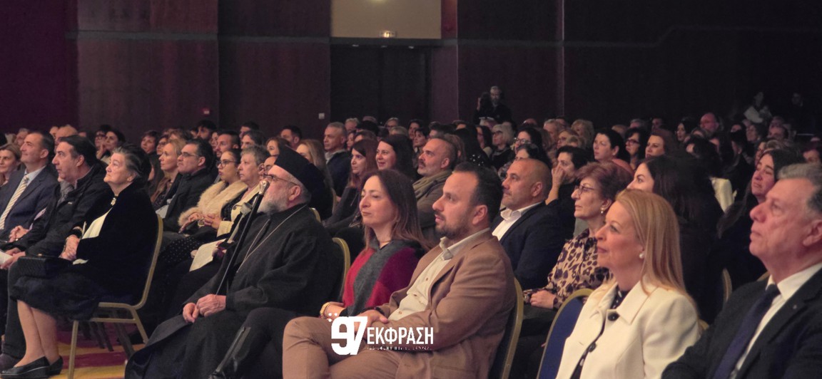 Η Φιλαρμονική «Παναγιώτης Τσακανιάς» καθήλωσε το κοινό στην συναυλία – αφιέρωμα στον Σταμάτη Κραουνάκη (photos&video)