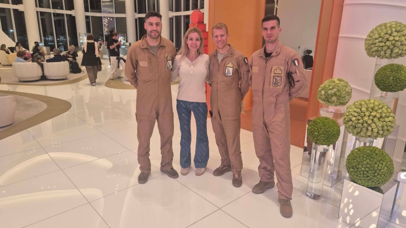 Επιχείρηση απεγκλωβισμού στο Ντουμπάι: Η πρώτη Ελληνίδα που κατάφερε να φύγει από τα ΗΑΕ Επιχείρηση απεγκλωβισμού στο Ντουμπάι: Η πρώτη Ελληνίδα που κατάφερε να φύγει από τα ΗΑΕ