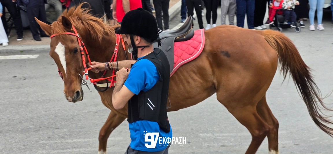 Με εντυπωσιακές ιπποδρομίες και διπλή πρωτιά κορυφώθηκε η γιορτή του Άη Γιώργη στο Πυλί