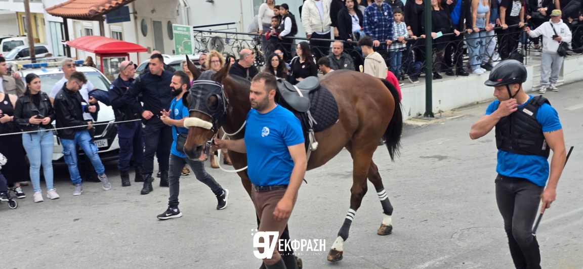 Με εντυπωσιακές ιπποδρομίες και διπλή πρωτιά κορυφώθηκε η γιορτή του Άη Γιώργη στο Πυλί