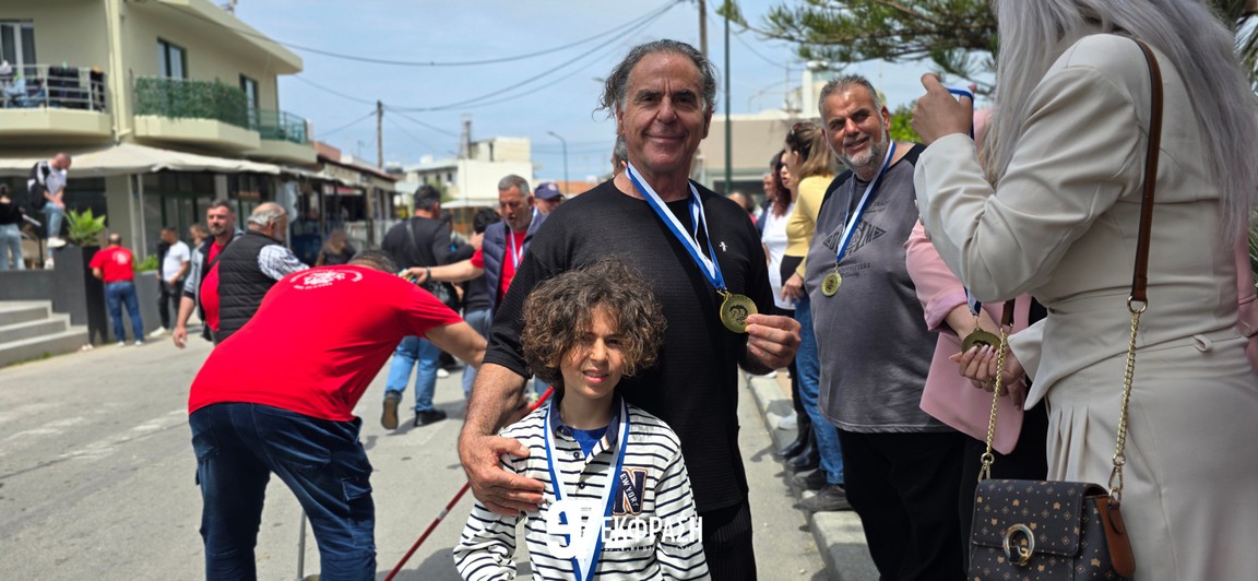 Με εντυπωσιακές ιπποδρομίες και διπλή πρωτιά κορυφώθηκε η γιορτή του Άη Γιώργη στο Πυλί