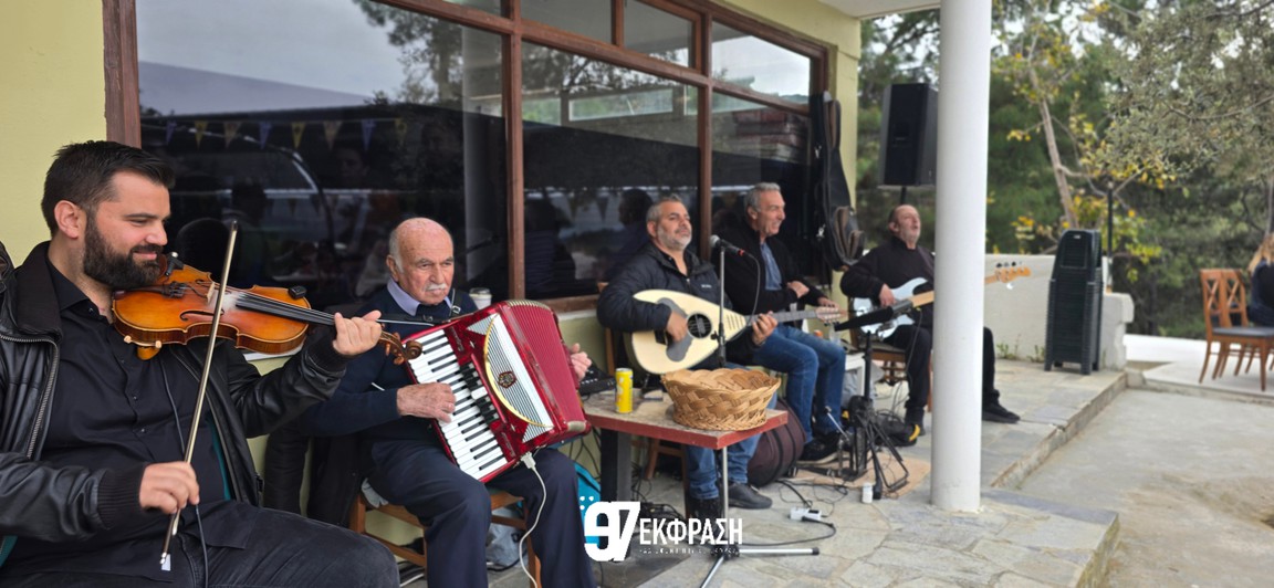 Πλήθος πιστών στο παραδοσιακό γλέντι του πανηγυριού του Αγ. Γεωργίου ‘Μαυροκάμπια’ (Photos & Video)