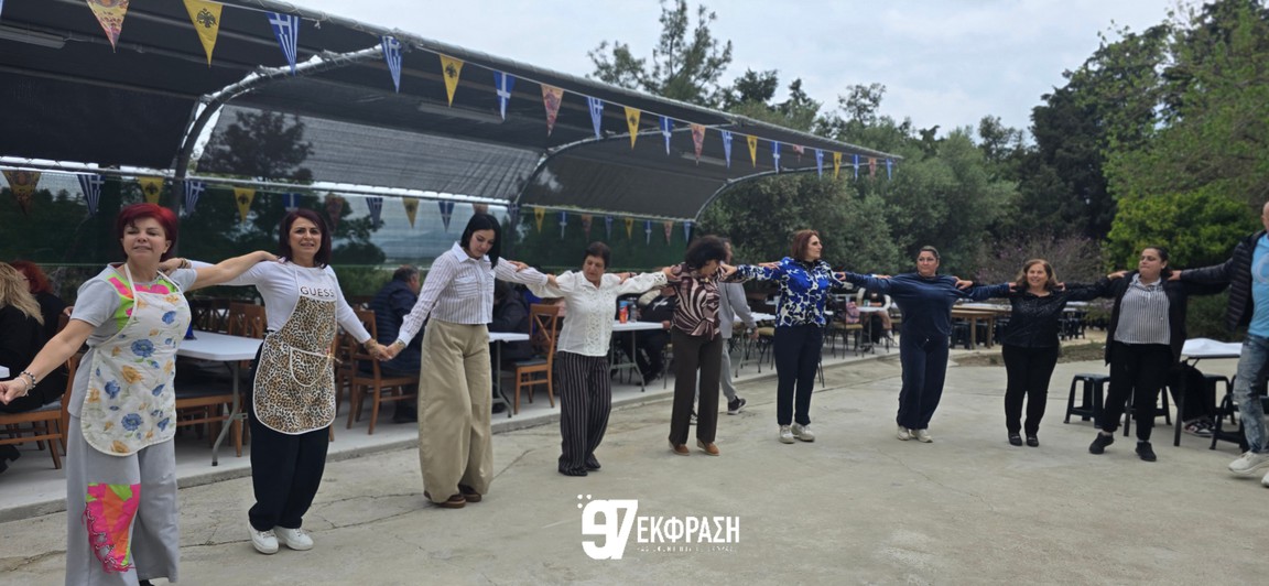 Πλήθος πιστών στο παραδοσιακό γλέντι του πανηγυριού του Αγ. Γεωργίου ‘Μαυροκάμπια’ (Photos & Video)