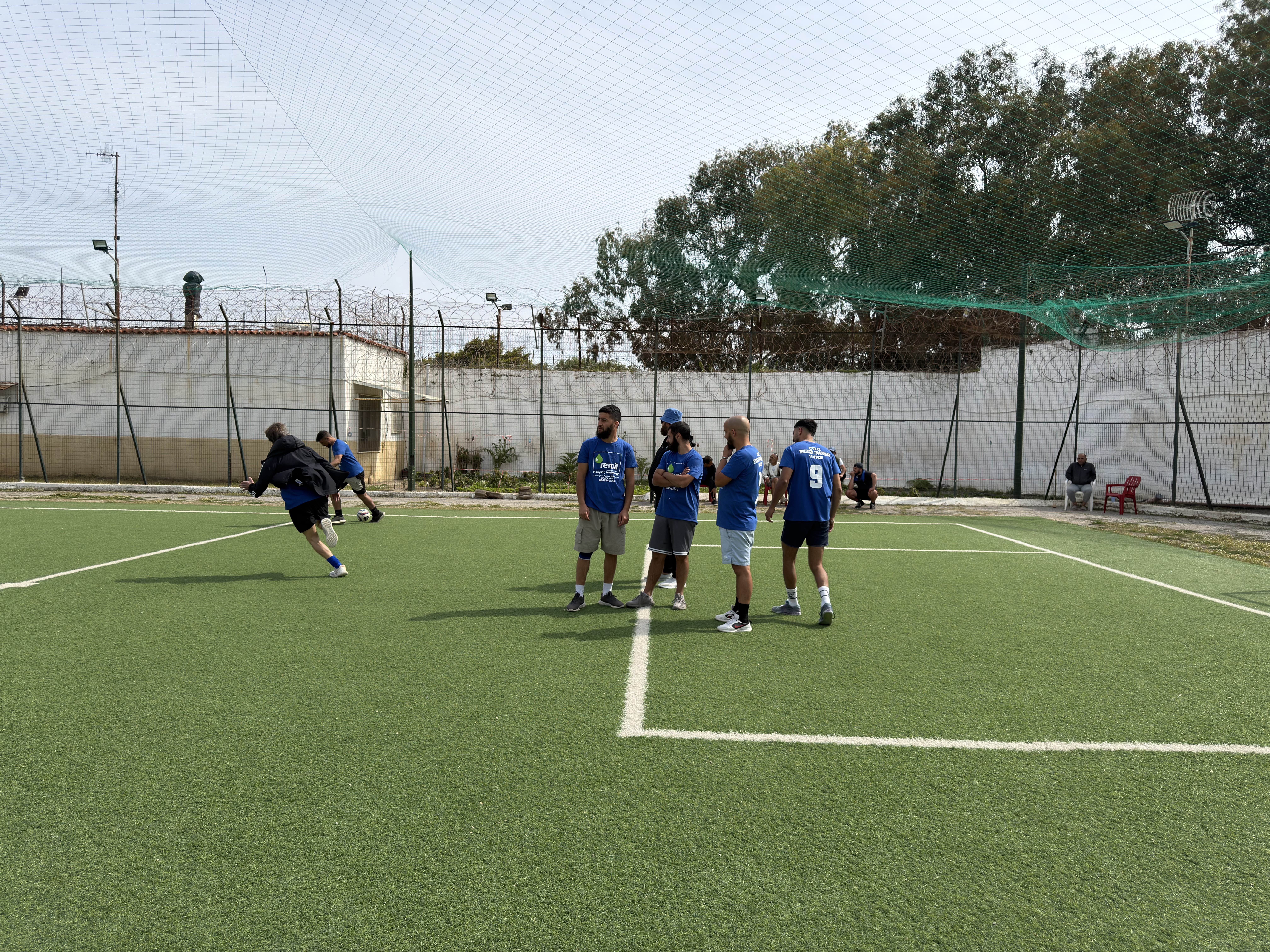 Γέφυρα ανθρωπιάς στις Φυλακές Κω: Πραγματοποιήθηκε ο 33ος «Αγώνας Αγάπης»