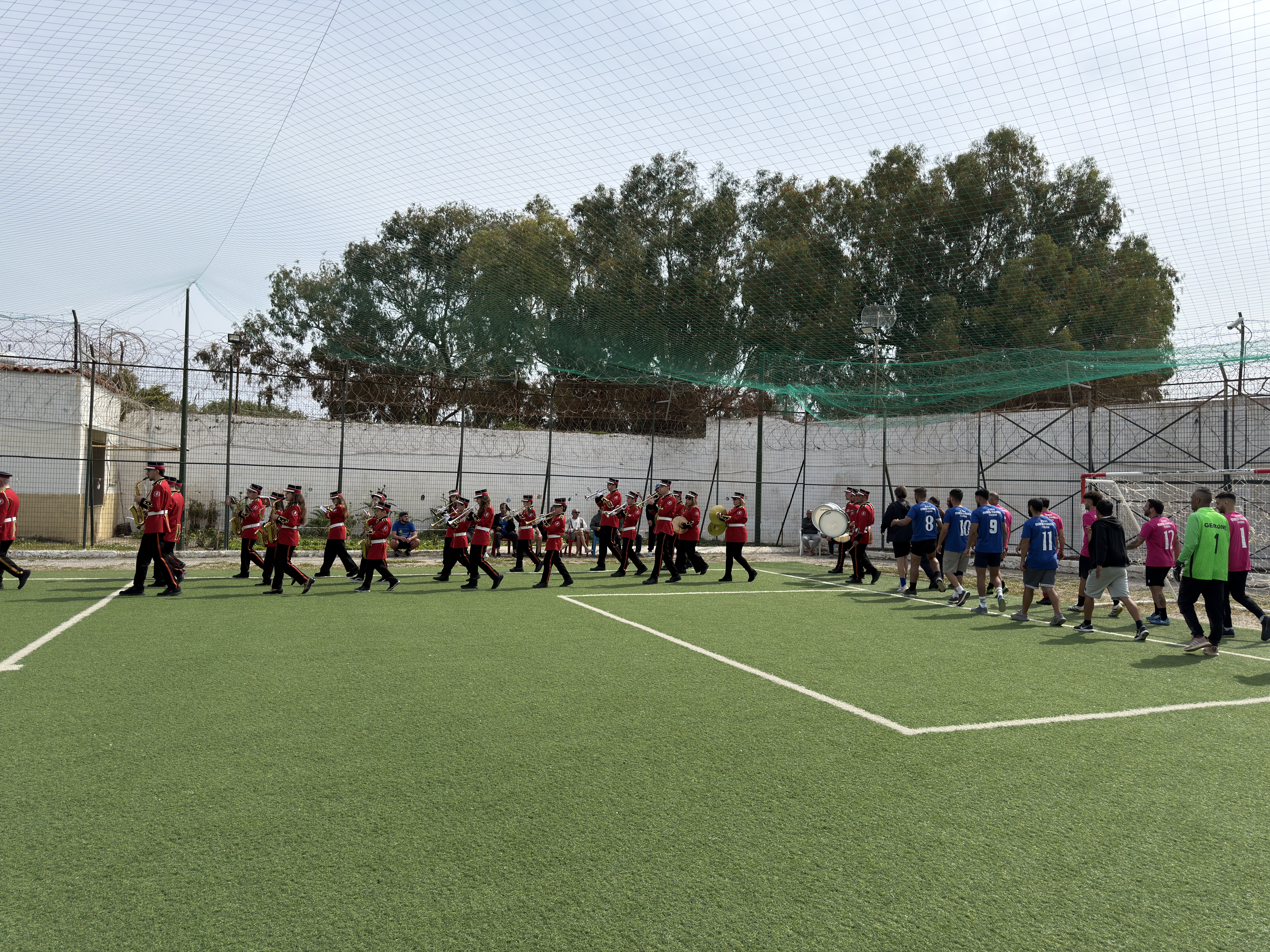 Γέφυρα ανθρωπιάς στις Φυλακές Κω: Πραγματοποιήθηκε ο 33ος «Αγώνας Αγάπης»