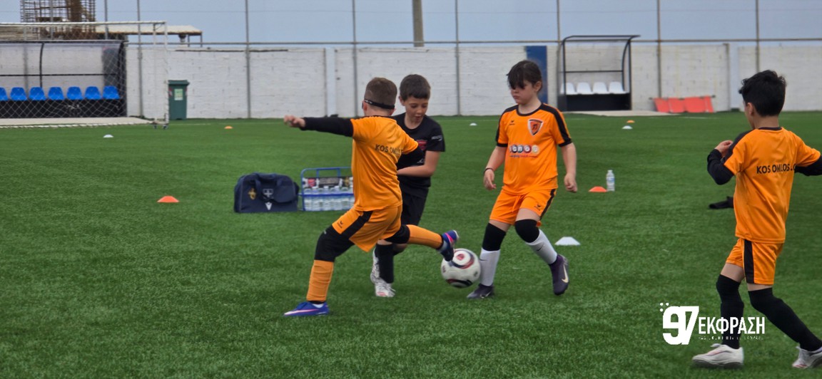 Τα εγκαίνια του γηπέδου Αγίων Αποστόλων Ρόδου και η πρώτη σέντρα από τον Αλέξανδρο Κολιάδη (photos & video)