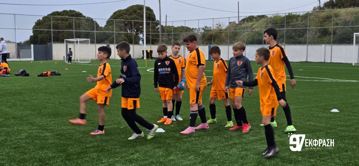 Τα εγκαίνια του γηπέδου Αγίων Αποστόλων Ρόδου και η πρώτη σέντρα από τον Αλέξανδρο Κολιάδη (photos & video)