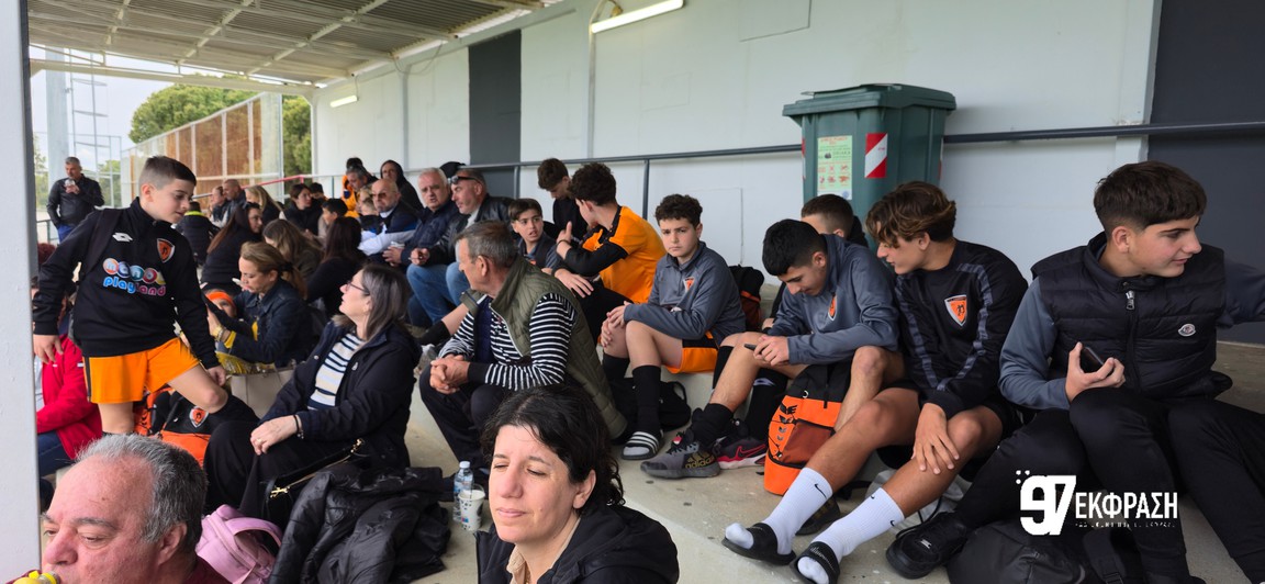 Τα εγκαίνια του γηπέδου Αγίων Αποστόλων Ρόδου και η πρώτη σέντρα από τον Αλέξανδρο Κολιάδη (photos & video)