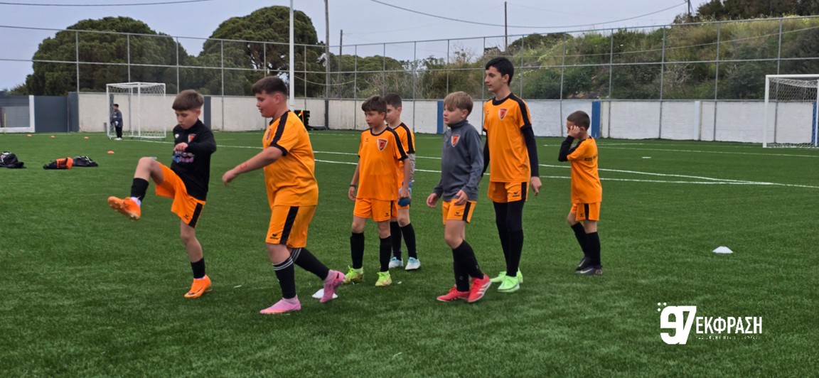 Τα εγκαίνια του γηπέδου Αγίων Αποστόλων Ρόδου και η πρώτη σέντρα από τον Αλέξανδρο Κολιάδη (photos & video)