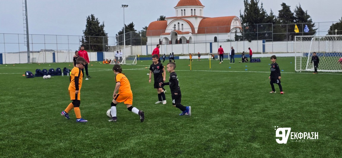 Τα εγκαίνια του γηπέδου Αγίων Αποστόλων Ρόδου και η πρώτη σέντρα από τον Αλέξανδρο Κολιάδη (photos & video)