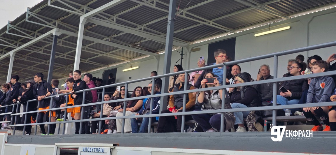 Τα εγκαίνια του γηπέδου Αγίων Αποστόλων Ρόδου και η πρώτη σέντρα από τον Αλέξανδρο Κολιάδη (photos & video)