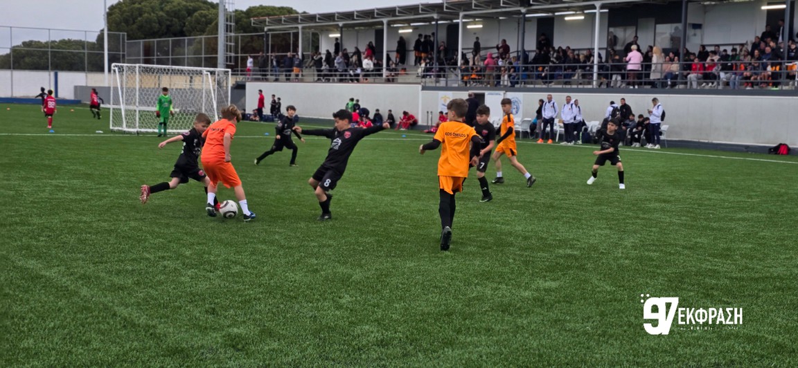 Τα εγκαίνια του γηπέδου Αγίων Αποστόλων Ρόδου και η πρώτη σέντρα από τον Αλέξανδρο Κολιάδη (photos & video)