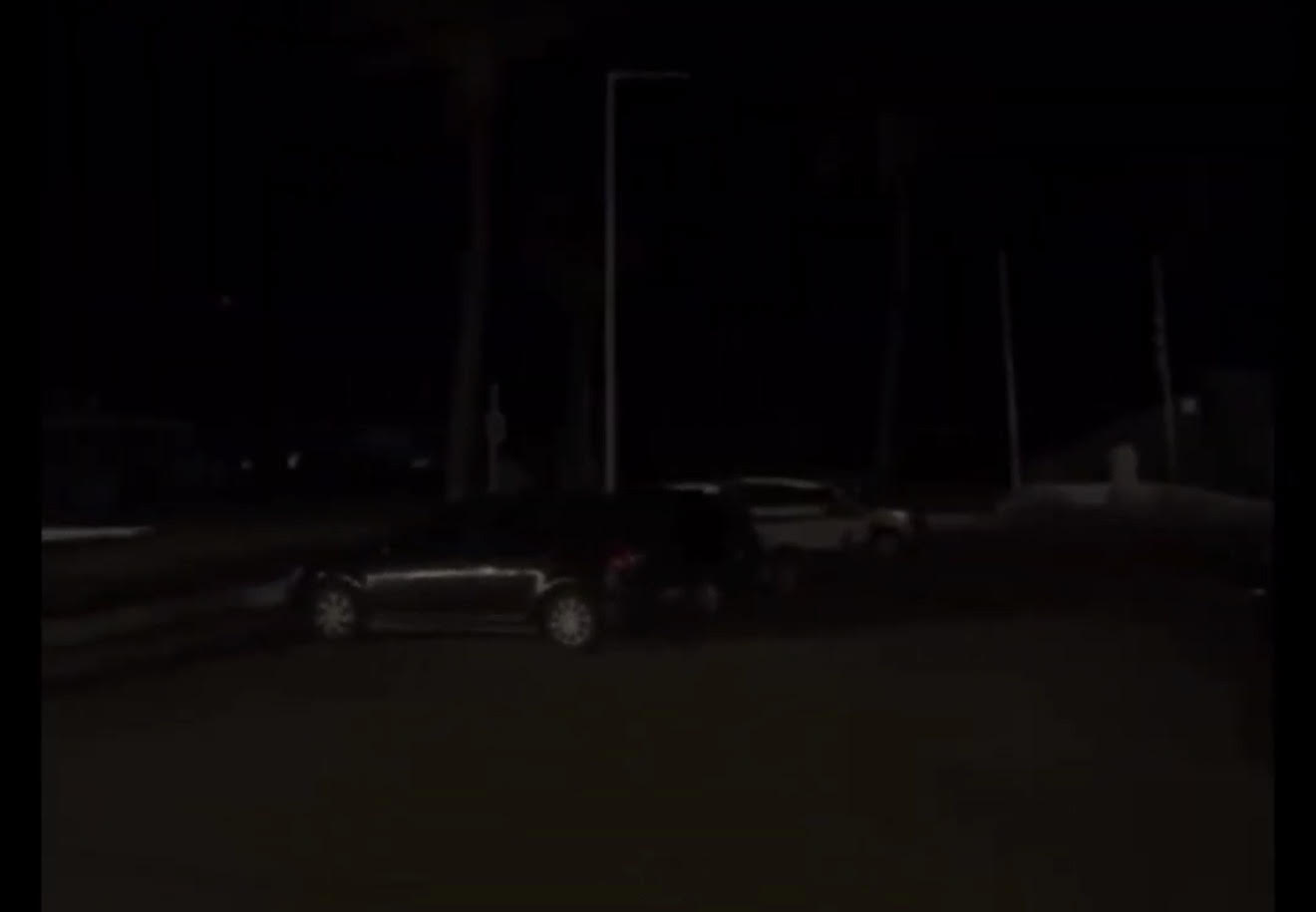 Καρδάμαινα: «Στο σκοτάδι» το λιμάνι και το θεατράκι – Έντονες διαμαρτυρίες για την έλλειψη φωτισμού με την έναρξη της σεζόν Καρδάμαινα: «Στο σκοτάδι» το λιμάνι και το θεατράκι – Έντονες διαμαρτυρίες για την έλλειψη φωτισμού με την έναρξη της σεζόν