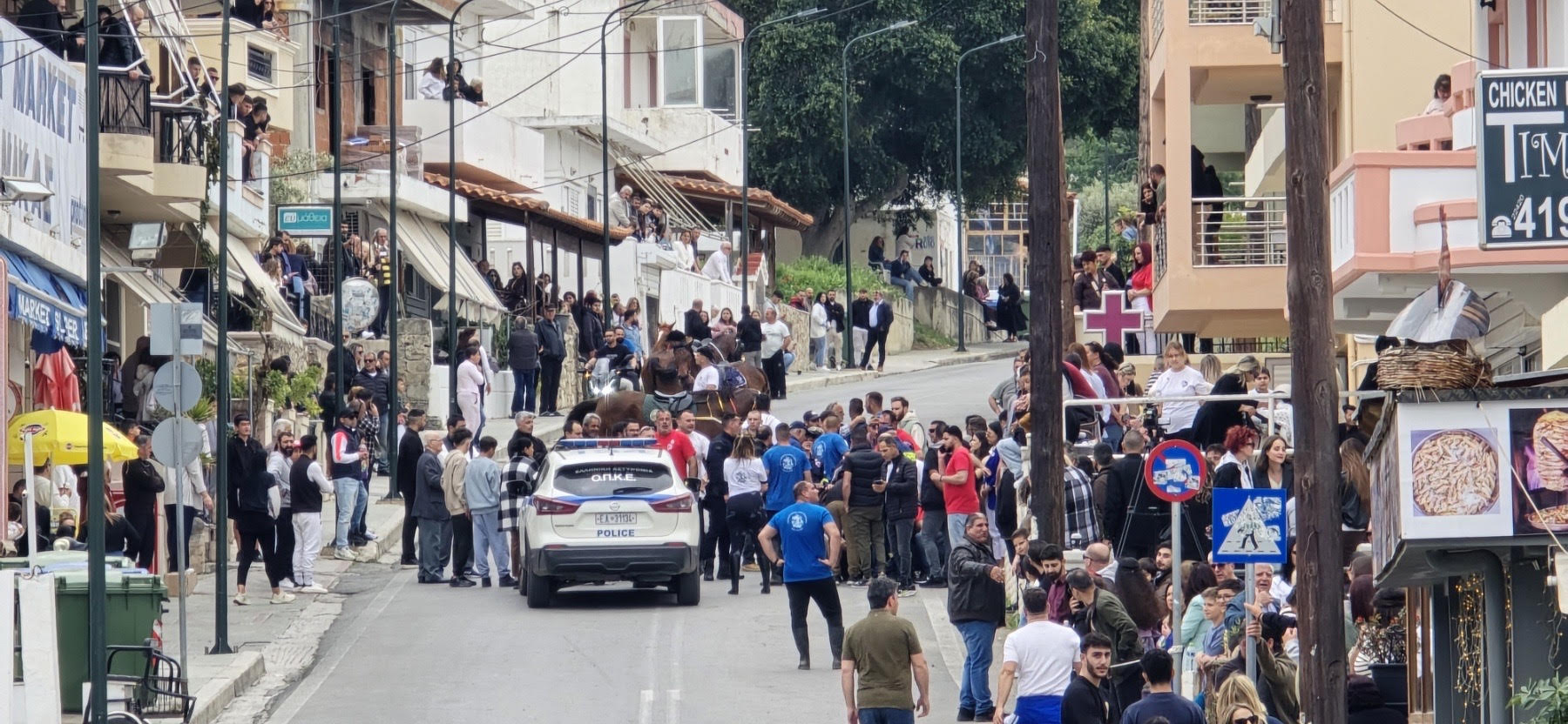 Με εντυπωσιακές ιπποδρομίες και διπλή πρωτιά κορυφώθηκε η γιορτή του Άη Γιώργη στο Πυλί