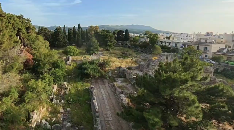 Αποκαρδιωτική εικόνα στους Αρχαιολογικούς Θησαυρούς της Κω: Σκουπίδια και αδιαφορία «πνίγουν» την ιστορία μας (Photos & Video)