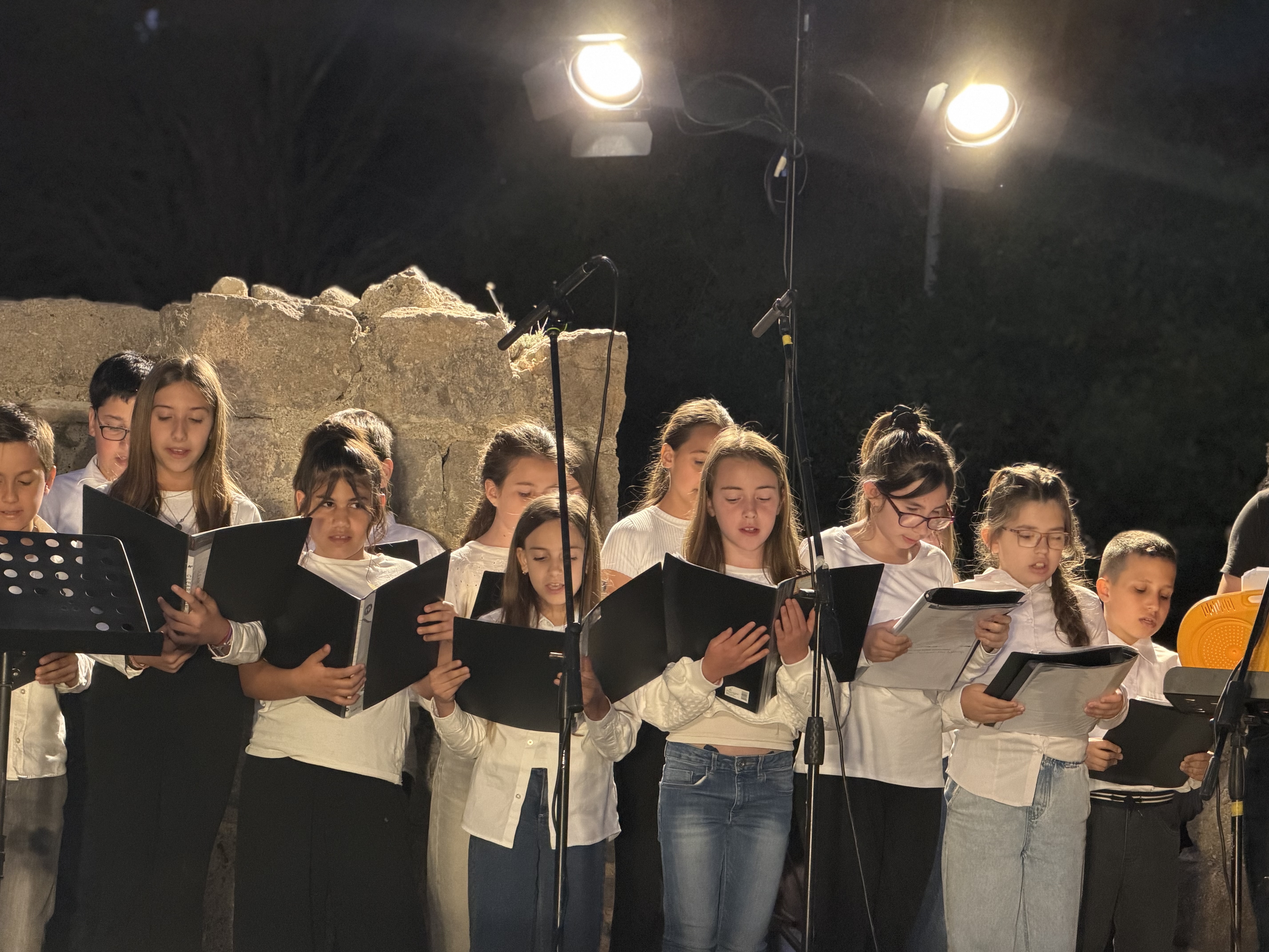Μουσική πανδαισία στο Ρωμαϊκό Ωδείο Κω – Μια μαγική συνάντηση δωδεκανησιακών συνόλων