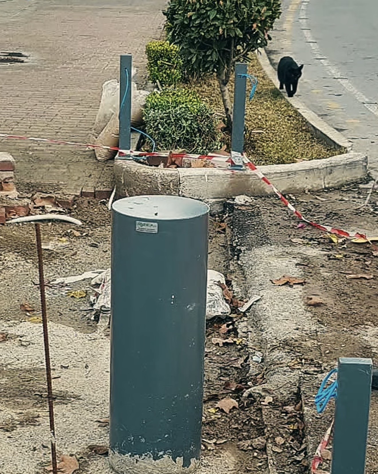Πέτρος Πετρής: Από το «Smart City» στη μεταλλική μπάρα που θυμίζει «στρατόπεδο»