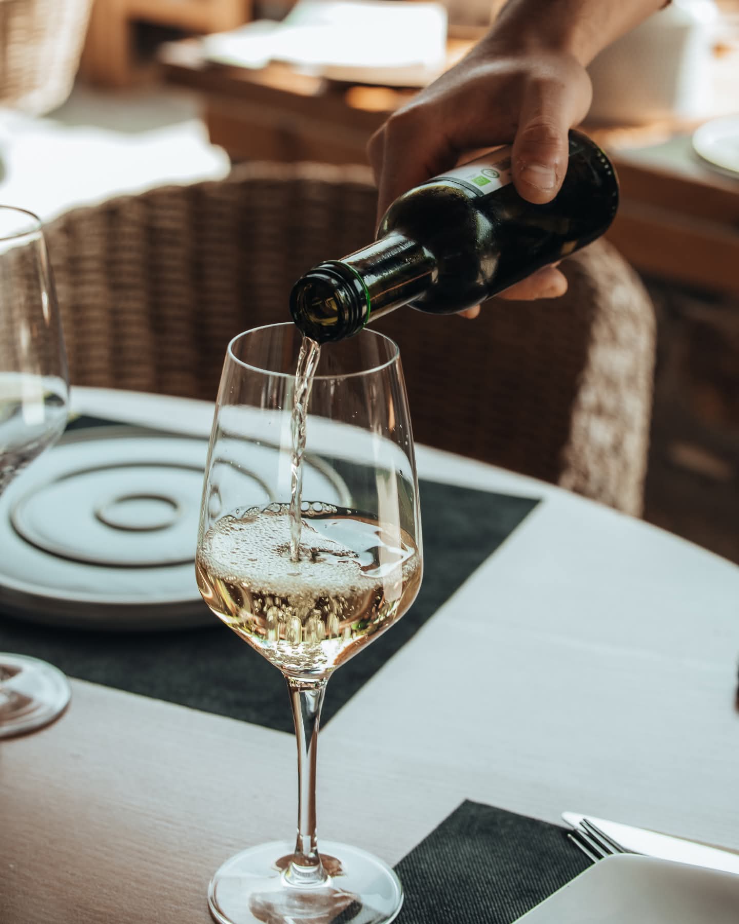 King Size Beach Resto Bar: Η Απόλυτη All-Day Εμπειρία στο Τιγκάκι της Κω.