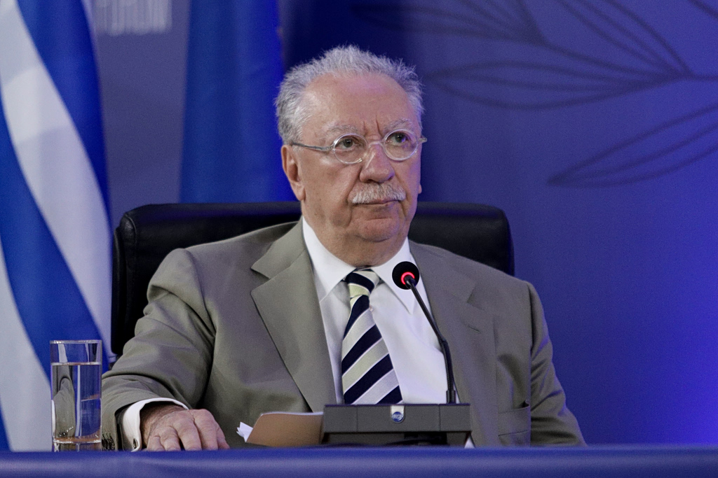 Συνέπειες και αξιολόγηση του δεύτερου Μνημονίου 2012 – Προδημοσίευση των «ΝΕΩΝ» απο το βιβλίο «Τι πήγε λάθος στην Ελλάδα και τι θα μπορούσε να διορθωθεί» Συνέπειες και αξιολόγηση του δεύτερου Μνημονίου 2012 – Προδημοσίευση των «ΝΕΩΝ» απο το βιβλίο «Τι πήγε λάθος στην Ελλάδα και τι θα μπορούσε να διορθωθεί»