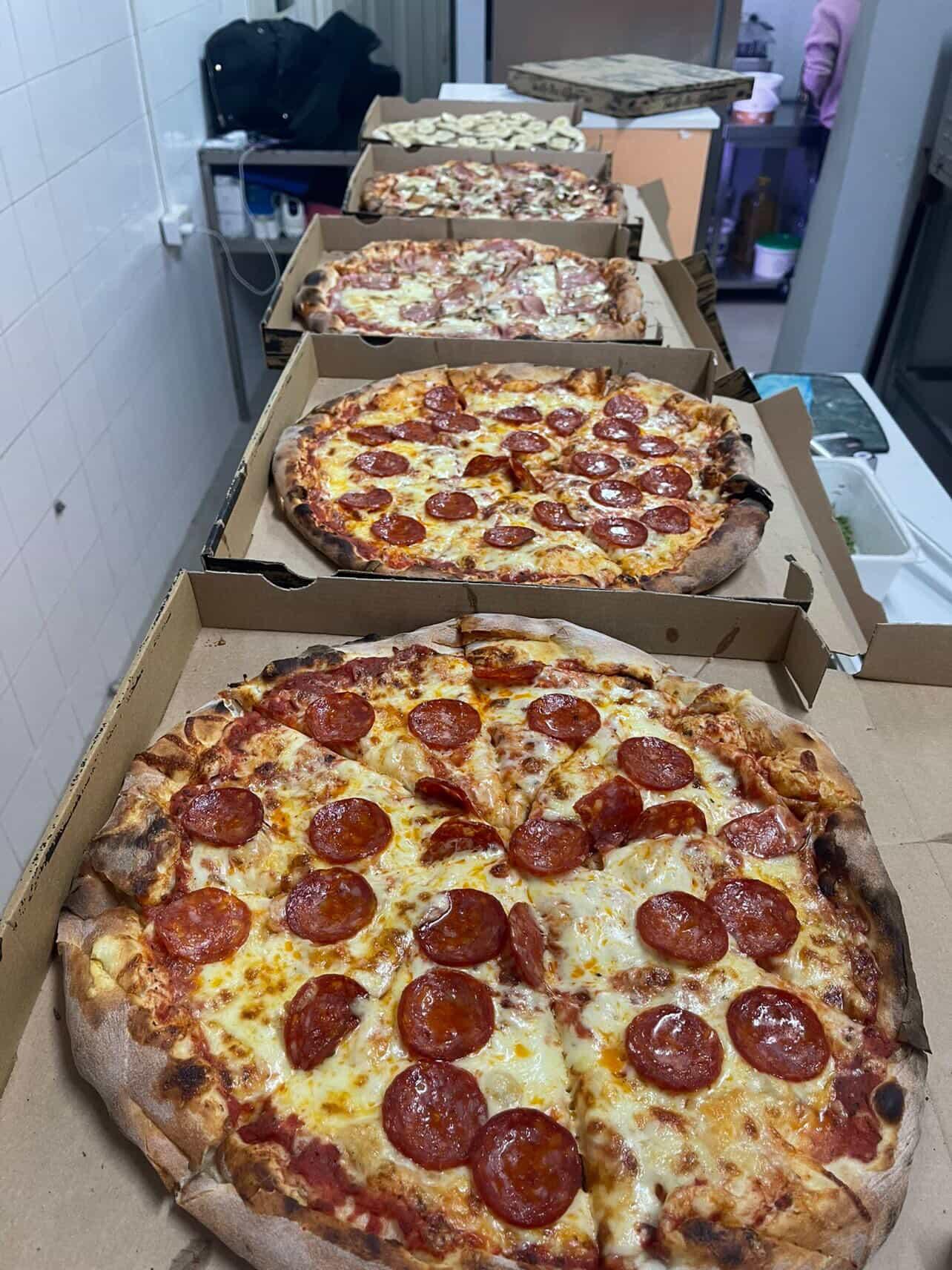 Pizza που βάζει GOAL στη γεύση , στο Ζηπάρι της Κω!