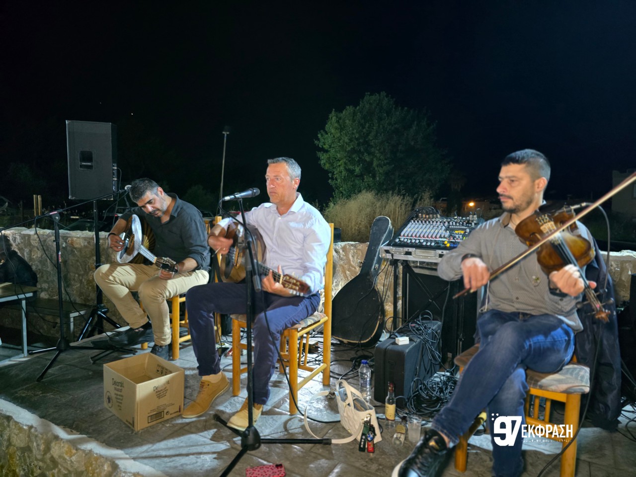 Κοσμοσυρροή στο πανηγύρι των Αγίων Πάντων στο Παραδείσι – Κατάνυξη, κέφι και μουσική τα χαρακτηριστικά της βραδιάς (Φωτο)