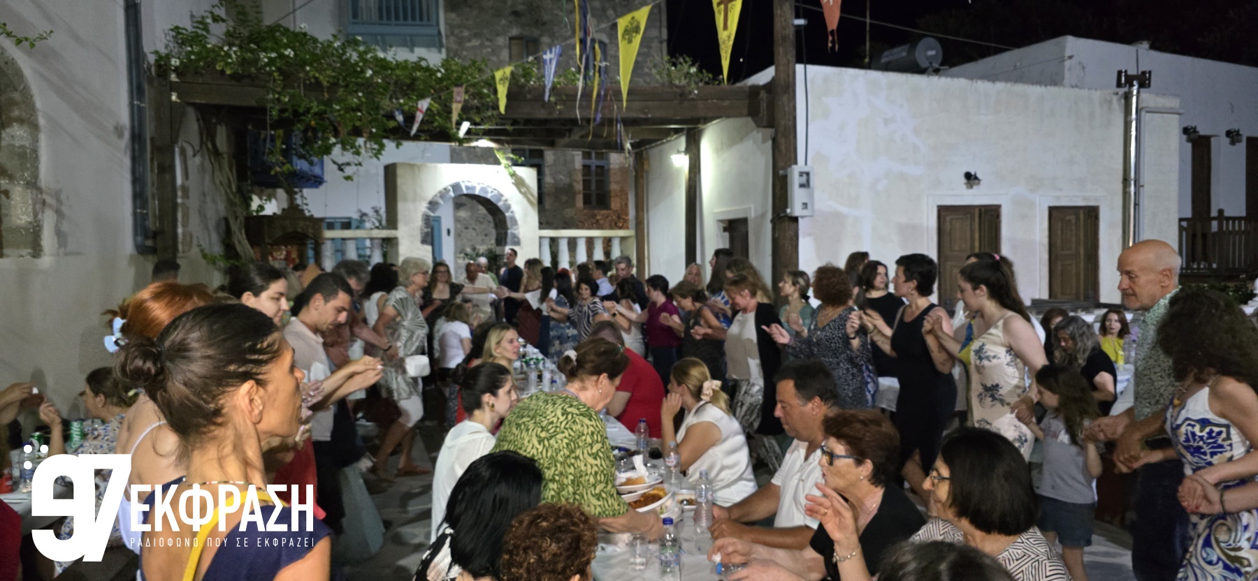 Με λαμπρότητα τιμήθηκε ο Άγιος Νικήτας στη Νίσυρο: Πλήθος πιστών στην περιφορά και το παραδοσιακό πανηγύρι (Φωτορεπορτάζ του Ε97)