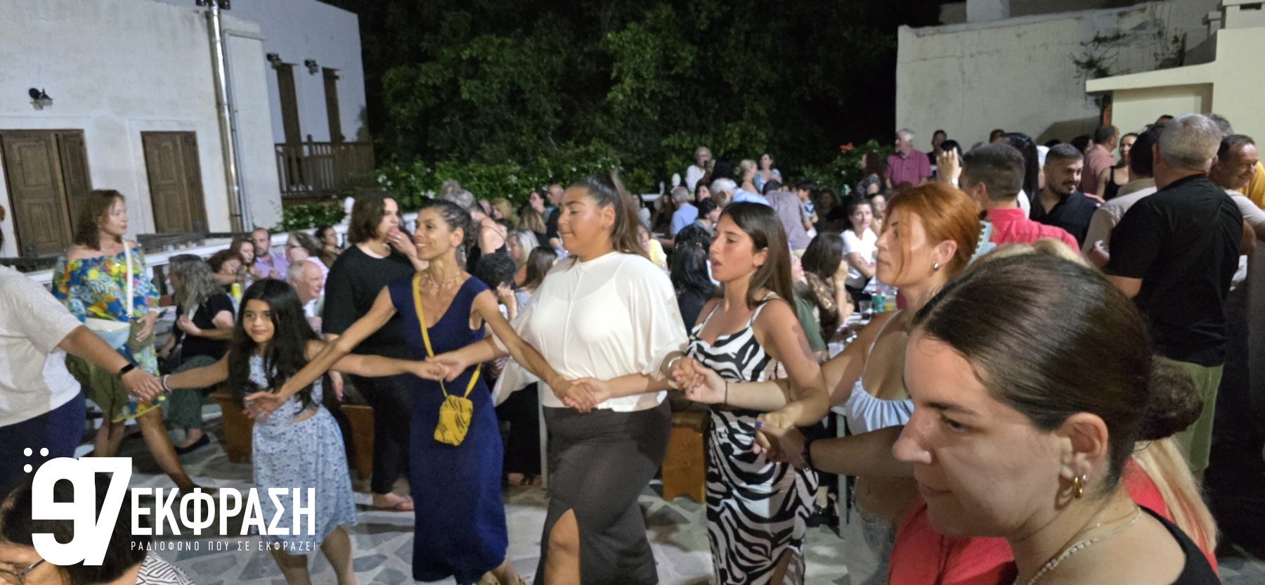 Με λαμπρότητα τιμήθηκε ο Άγιος Νικήτας στη Νίσυρο: Πλήθος πιστών στην περιφορά και το παραδοσιακό πανηγύρι (Φωτορεπορτάζ του Ε97)