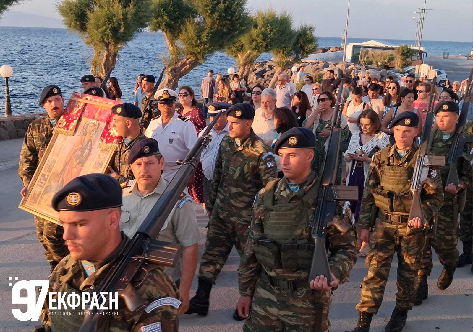 Με λαμπρότητα τιμήθηκε ο Άγιος Νικήτας στη Νίσυρο: Πλήθος πιστών στην περιφορά και το παραδοσιακό πανηγύρι (Φωτορεπορτάζ του Ε97)