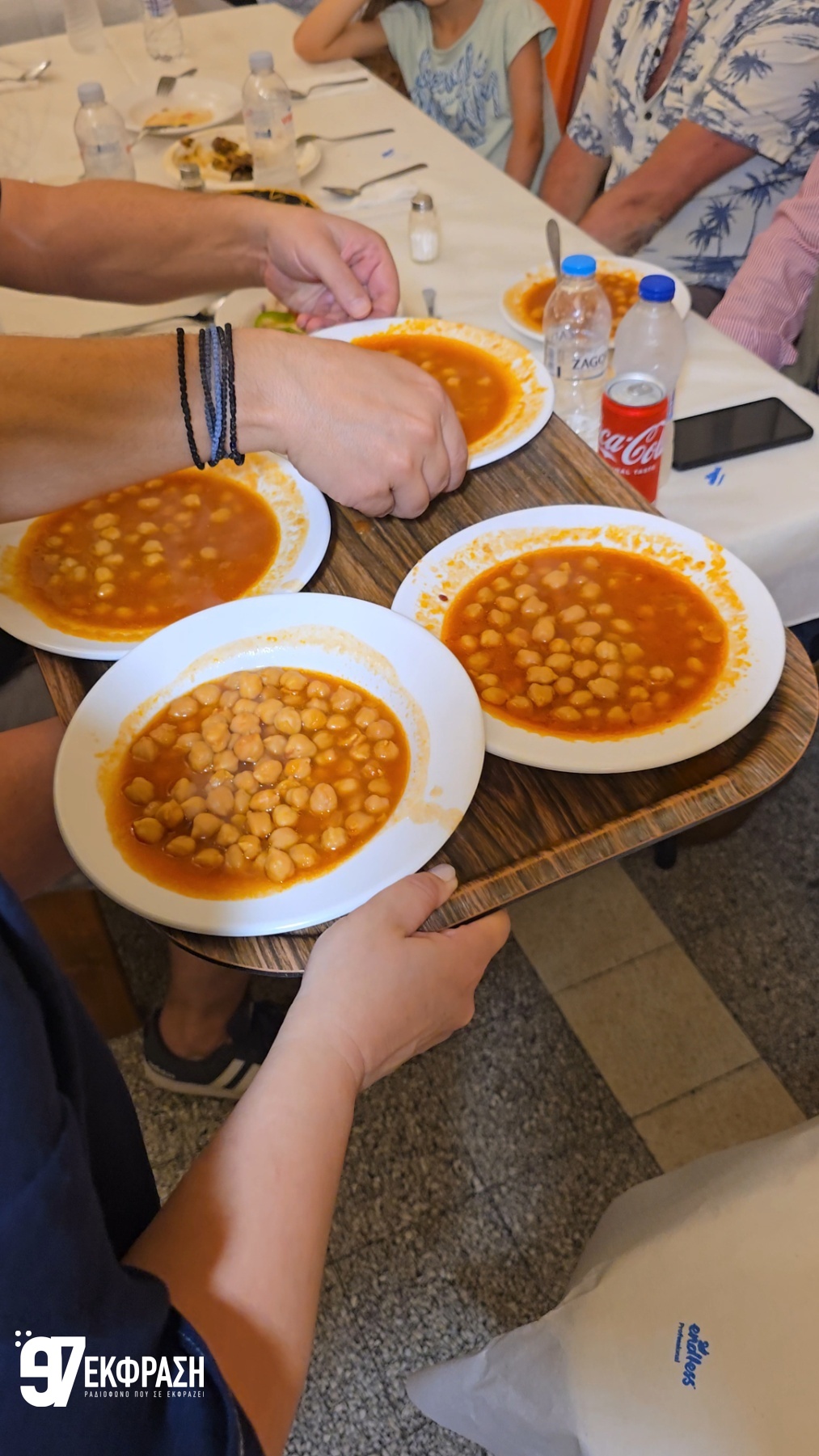 Με λαμπρότητα τιμήθηκε ο Άγιος Νικήτας στη Νίσυρο: Πλήθος πιστών στην περιφορά και το παραδοσιακό πανηγύρι (Φωτορεπορτάζ του Ε97)